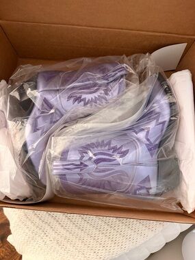 Lavender Western Embroidered Cowboy Boots